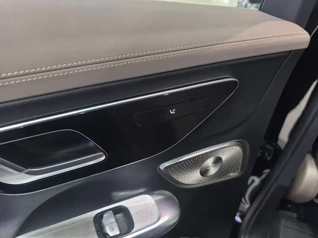 Mercedes-Benz EQE SUV 2024 из CN, фото 10