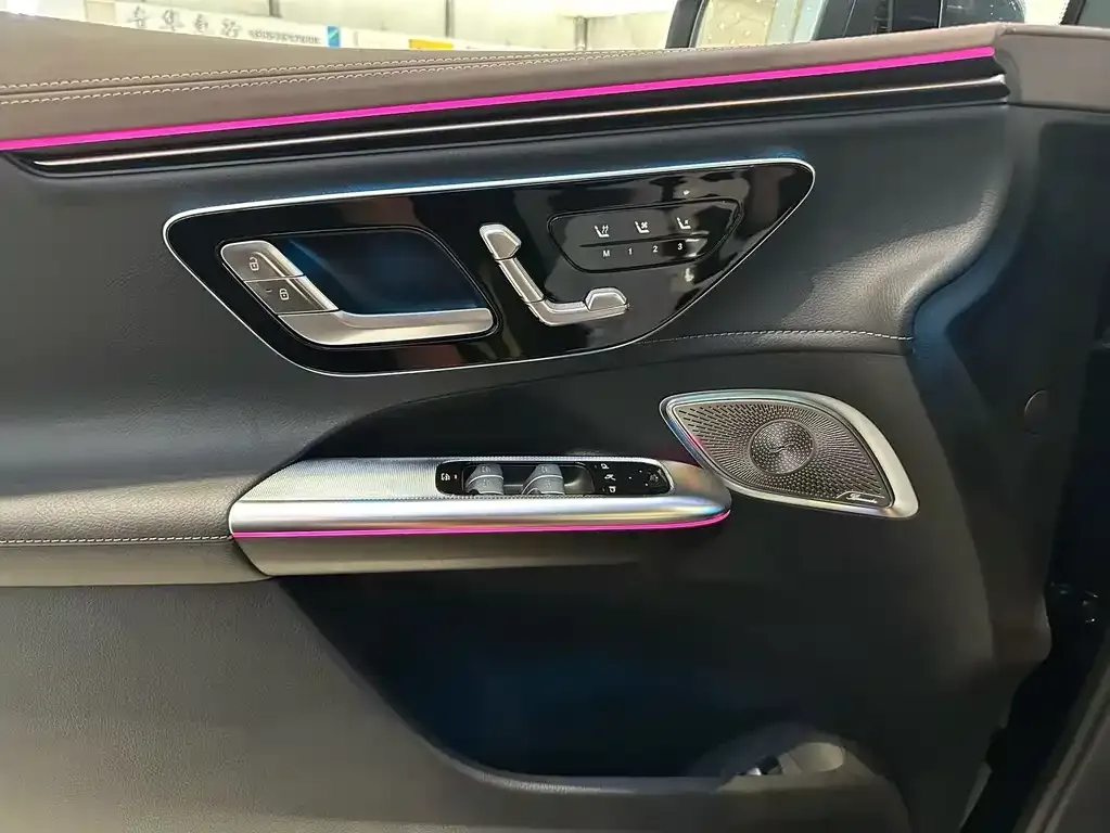 Mercedes-Benz EQE SUV 2024 из CN, фото 8