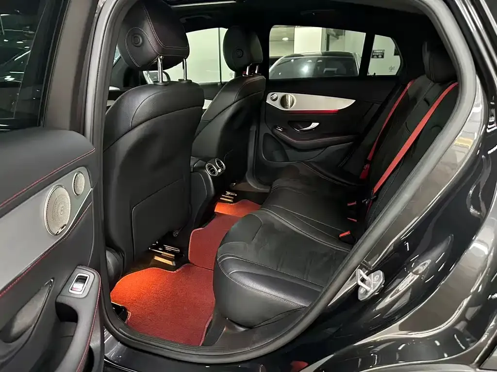 Mercedes-Benz GLC Coupe AMG — фото 10