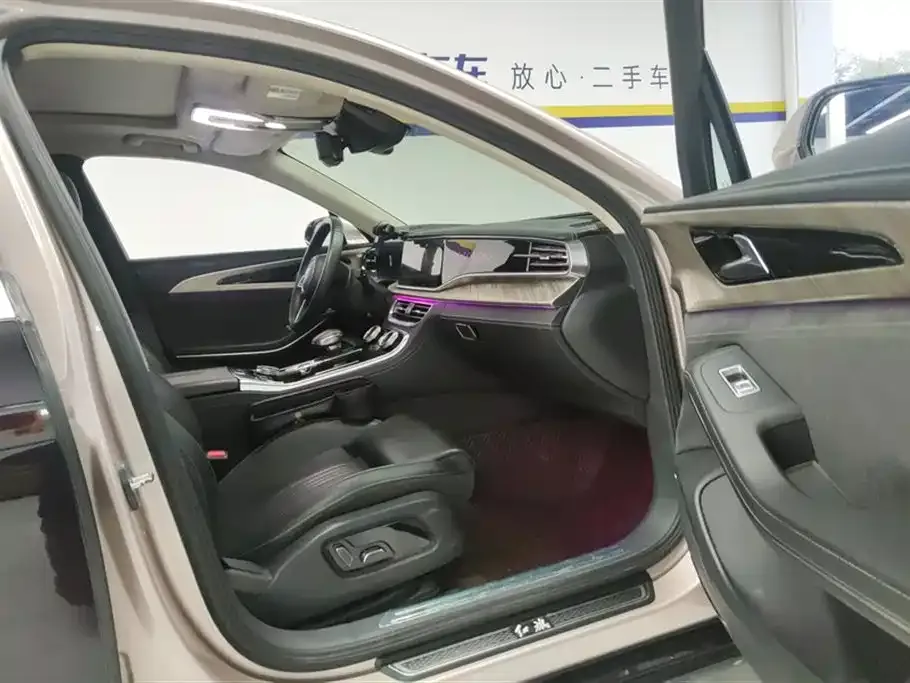Hongqi H9 2022 из CN, фото 8