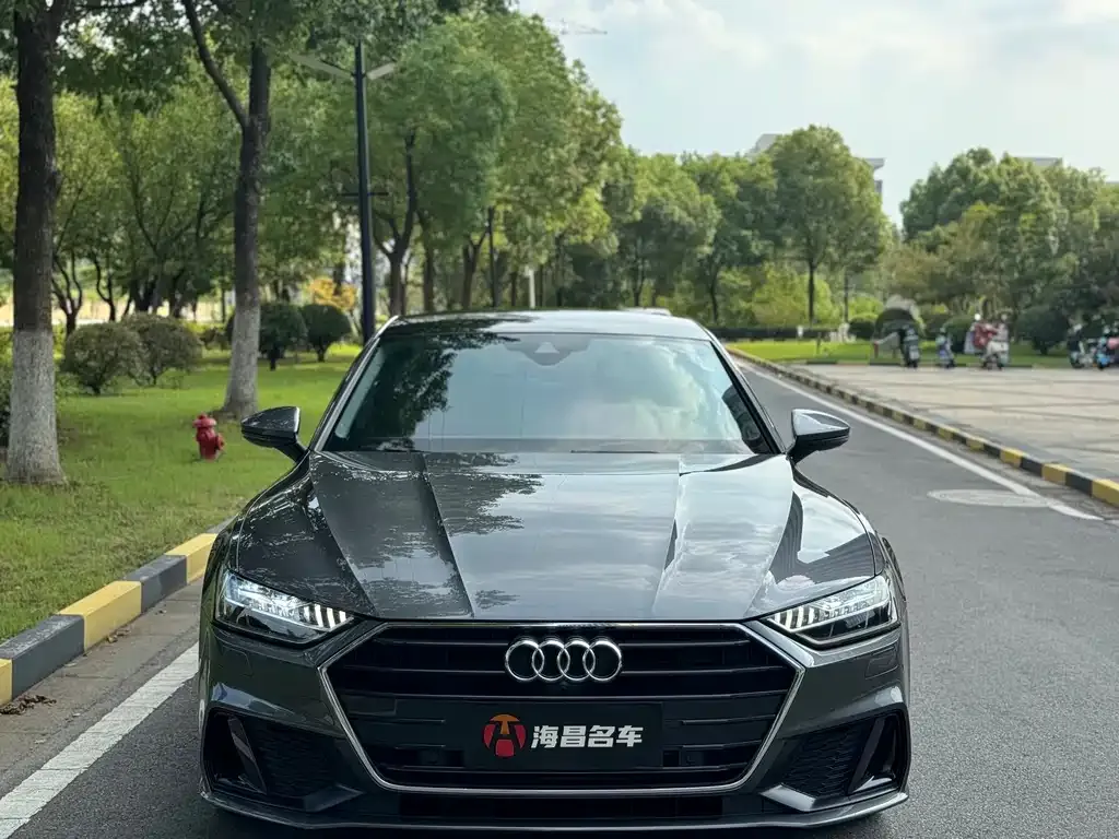 Audi A7 2022 из CN, фото 2