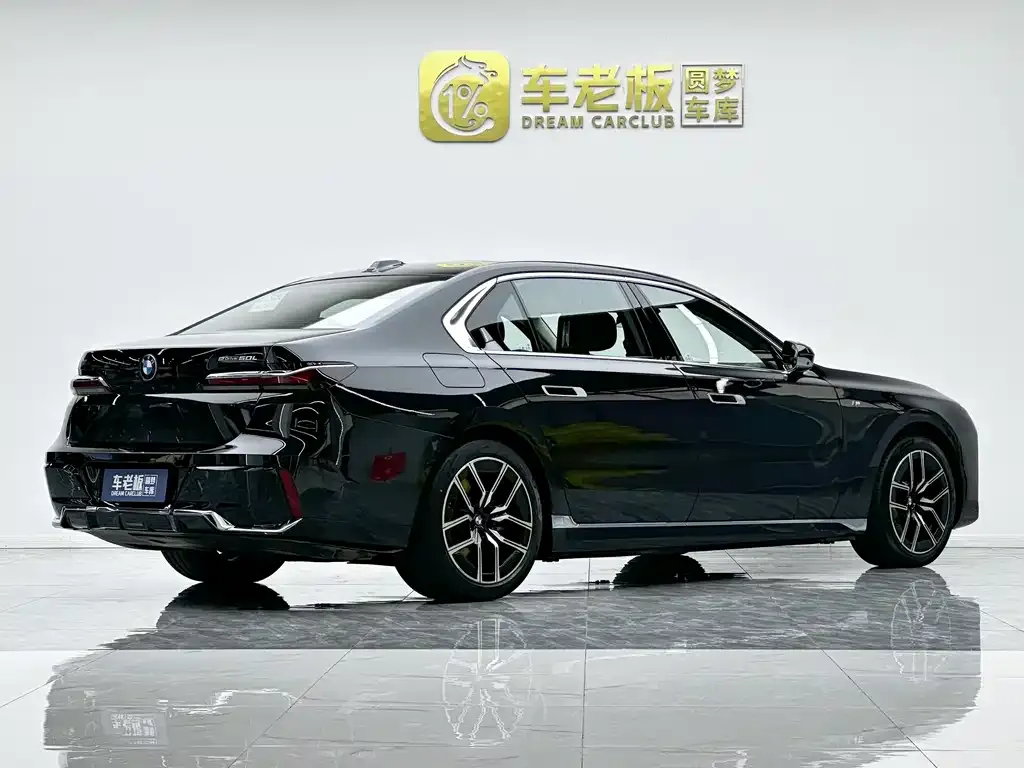 BMW i7 2024 из CN, фото 4