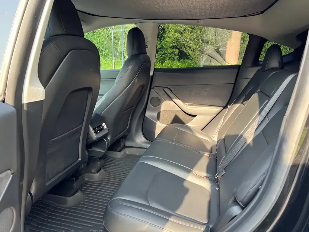 Tesla Model Y 2021 из CN, фото 7