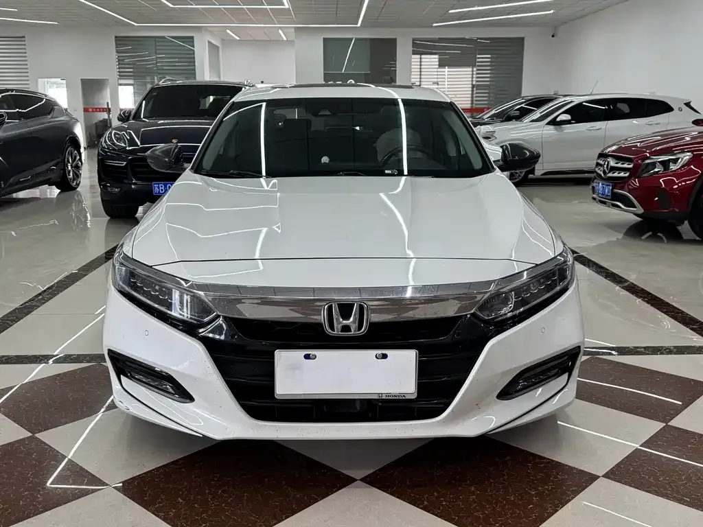 Honda Accord 2021 из CN, фото 2