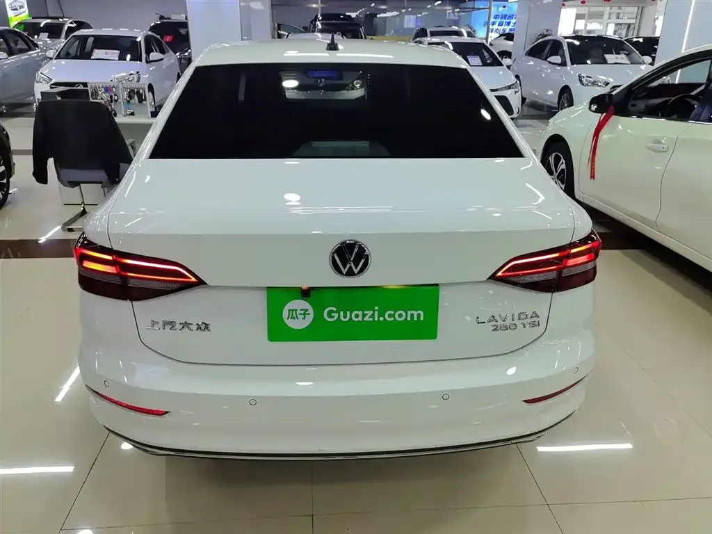 Volkswagen Lavida 2022 из CN, фото 6