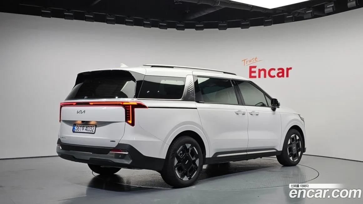 Kia Carnival 2025 из KR, фото 2