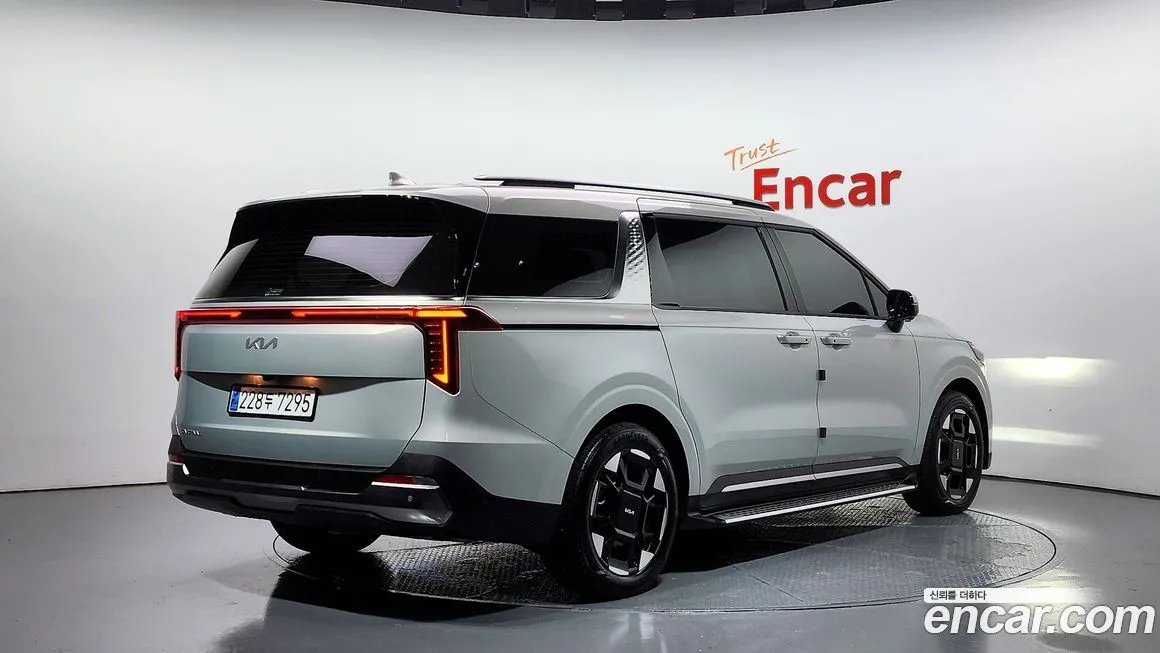 Kia Carnival 2025 из KR, фото 2