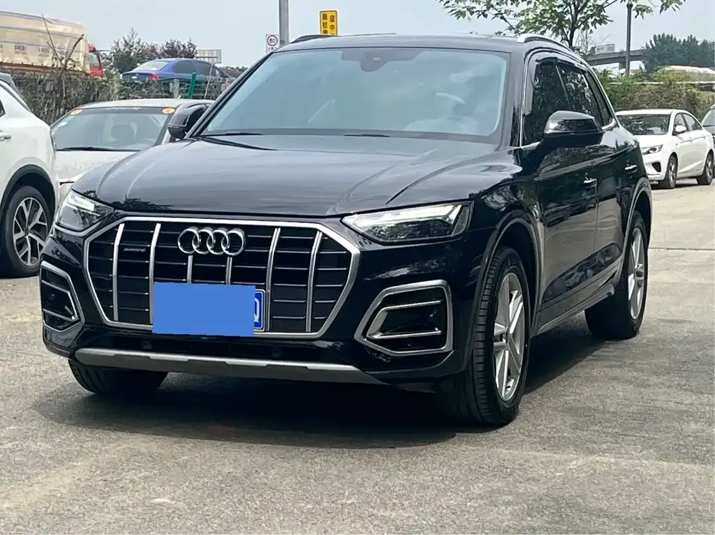 Audi Q5L 2022 из CN, фото 1
