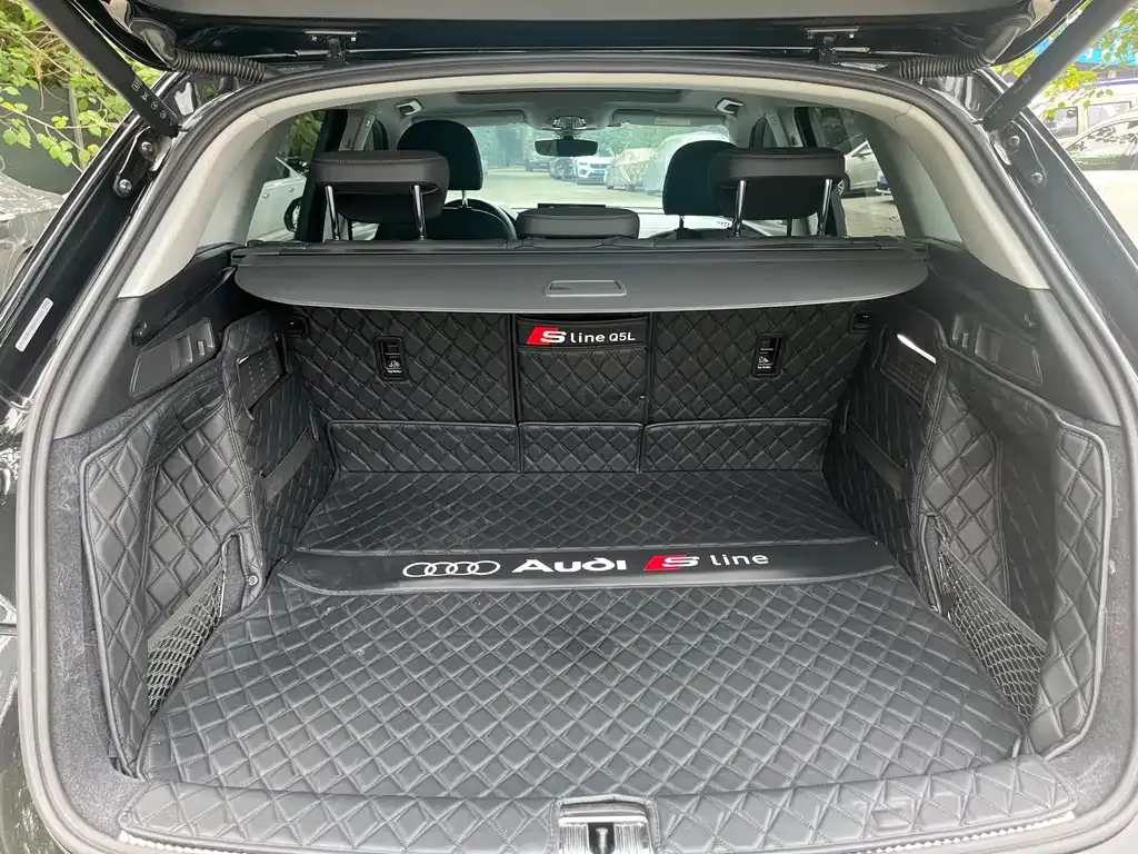 Audi Q5L 2022 из CN, фото 7