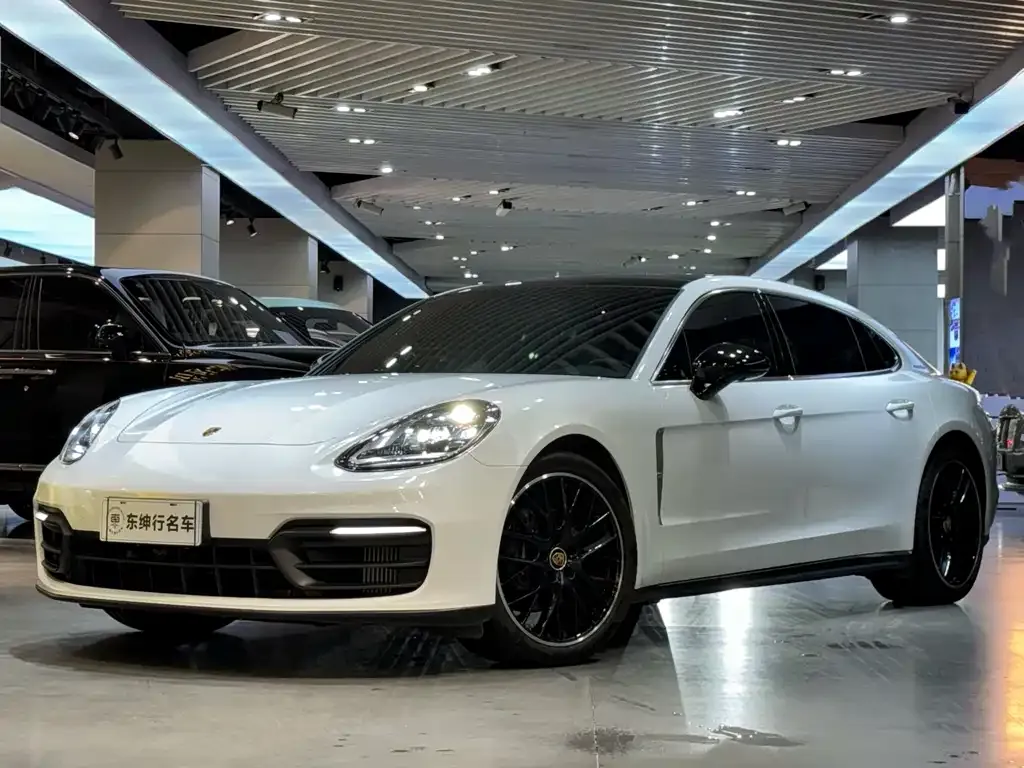 Porsche Panamera 2023 из CN, фото 1