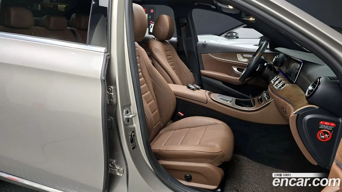 Mercedes-Benz E-Class 2021 из KR, фото 10