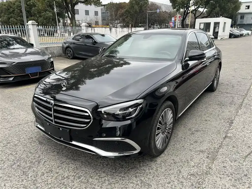 Mercedes-Benz E-Class 2023 из CN, фото 1