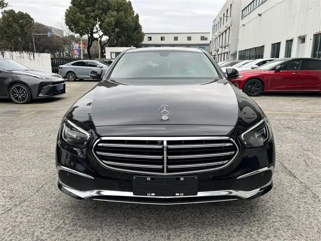 Mercedes-Benz E-Class 2023 из CN, фото 4