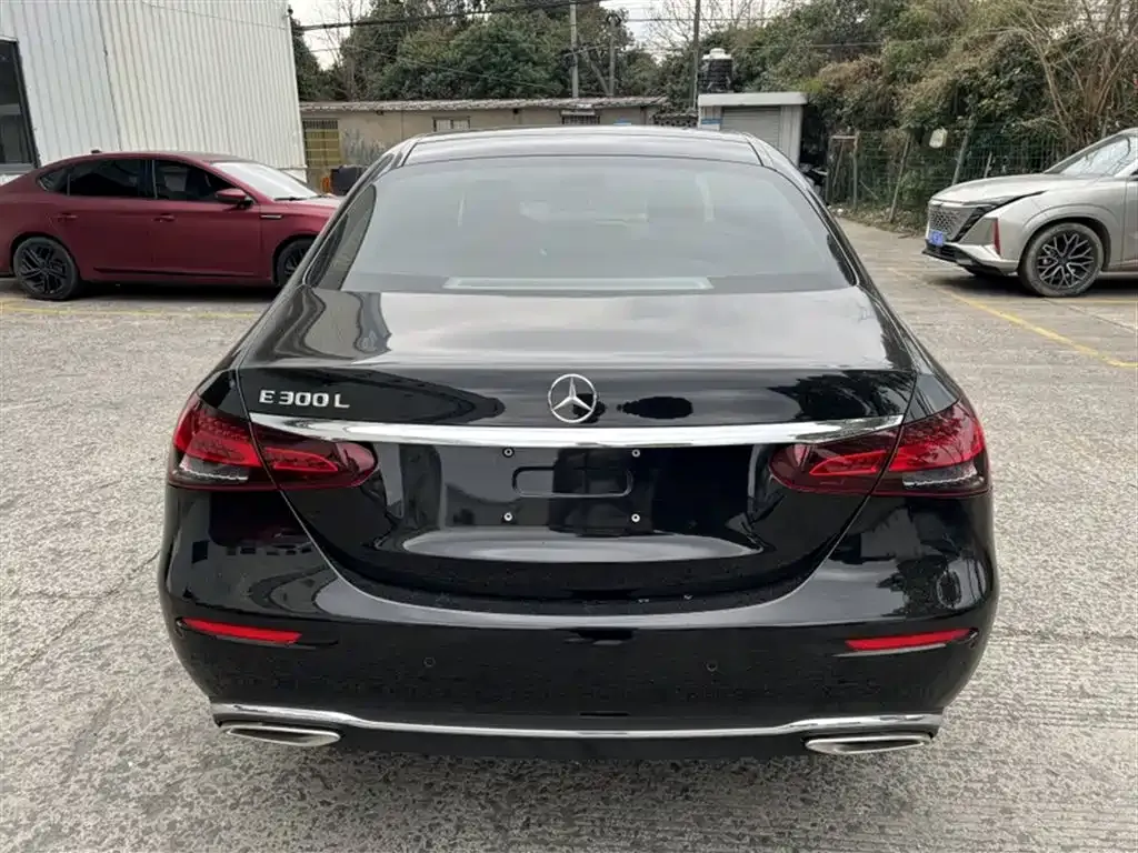 Mercedes-Benz E-Class 2023 из CN, фото 7