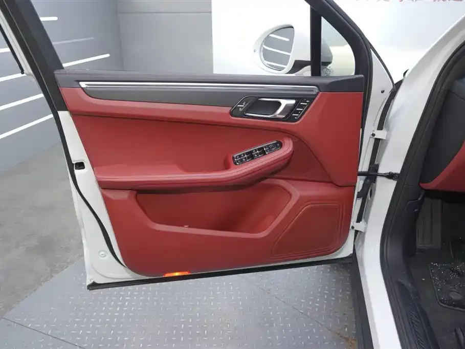 Porsche Macan 2023 из CN, фото 10