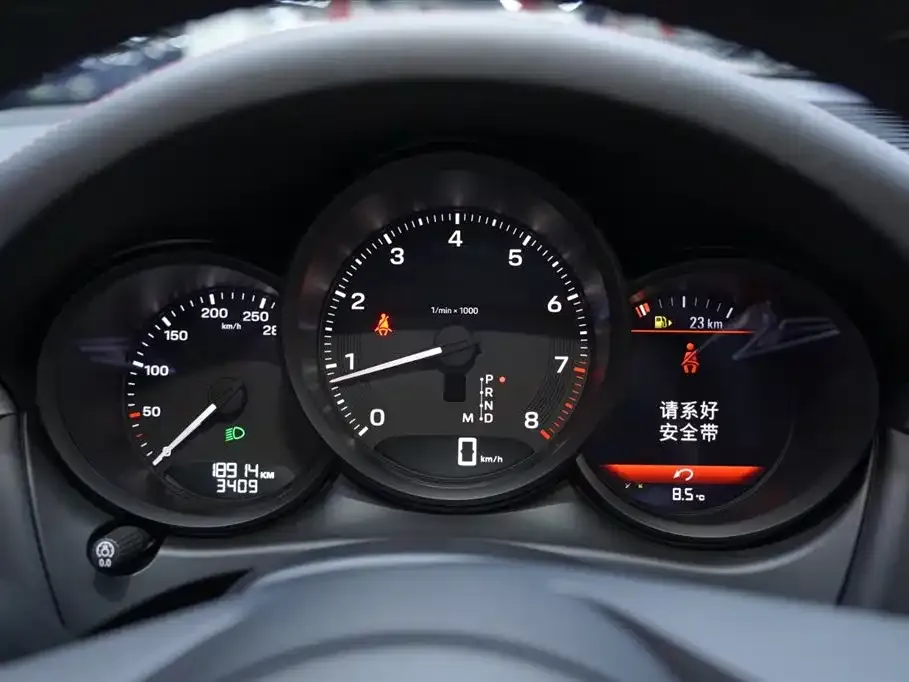 Porsche Macan 2023 из CN, фото 7
