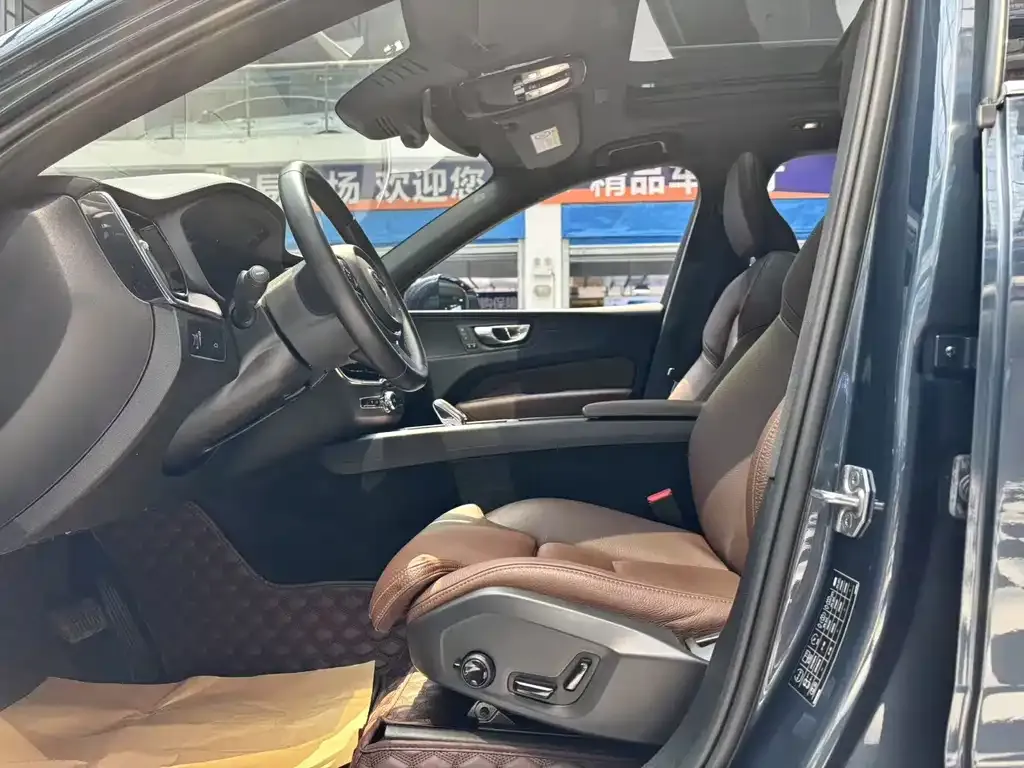 [object Object] XC60 2022 из CN, фото 4