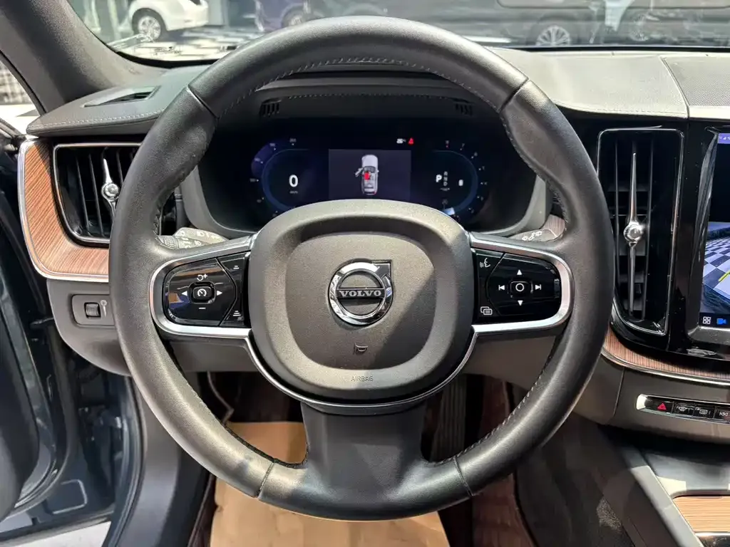 [object Object] XC60 2022 из CN, фото 6