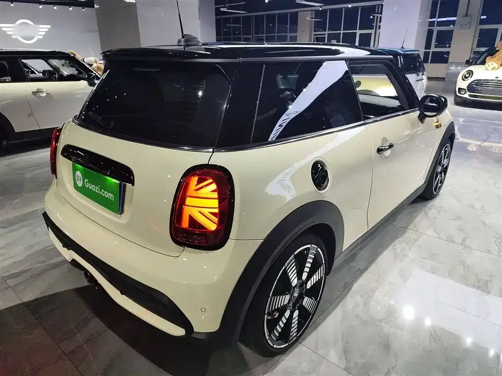 MINI Cooper (3-door) 2022 из CN, фото 7