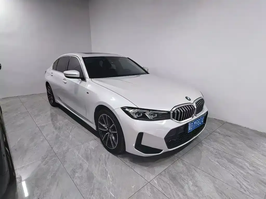BMW 3 Series 2024 из CN, фото 3