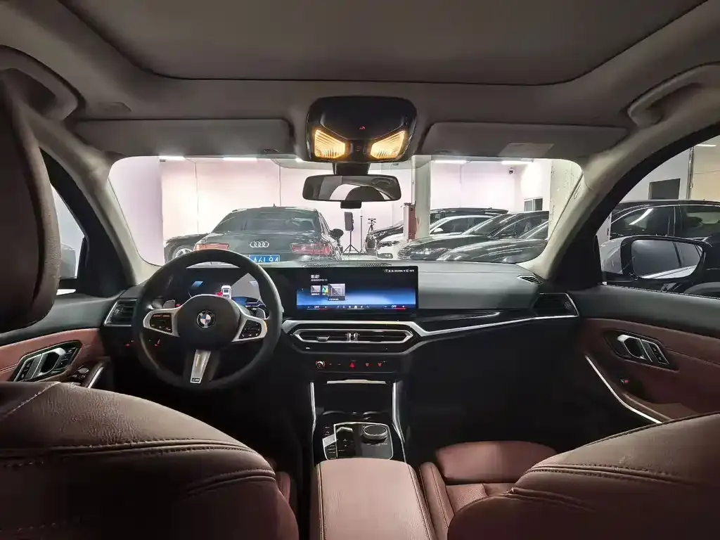BMW 3 Series 2024 из CN, фото 8