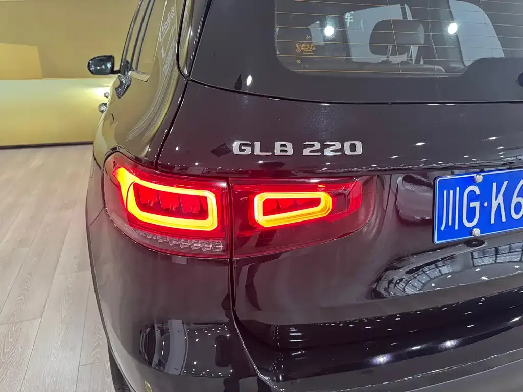 Mercedes-Benz GLB 2023 из CN, фото 8