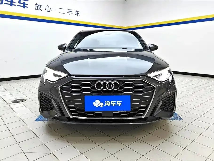 Audi A3 2024 из CN, фото 2
