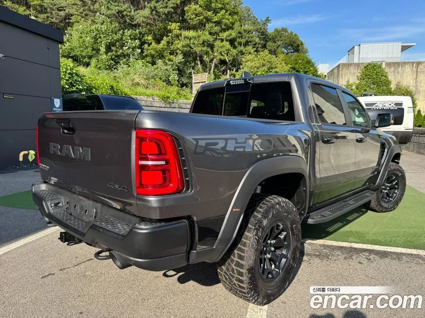 Dodge Ram Pick Up 2025 из KR, фото 2