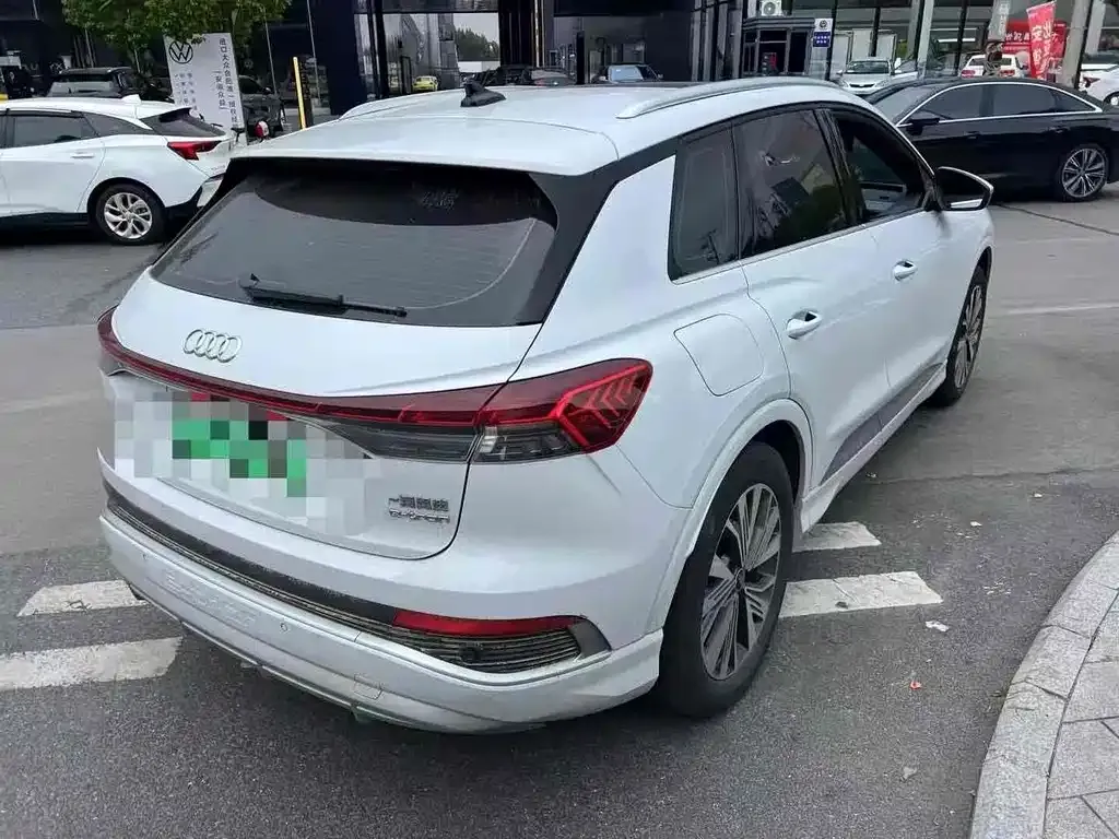 Audi Q4 e-tron 2024 из CN, фото 2