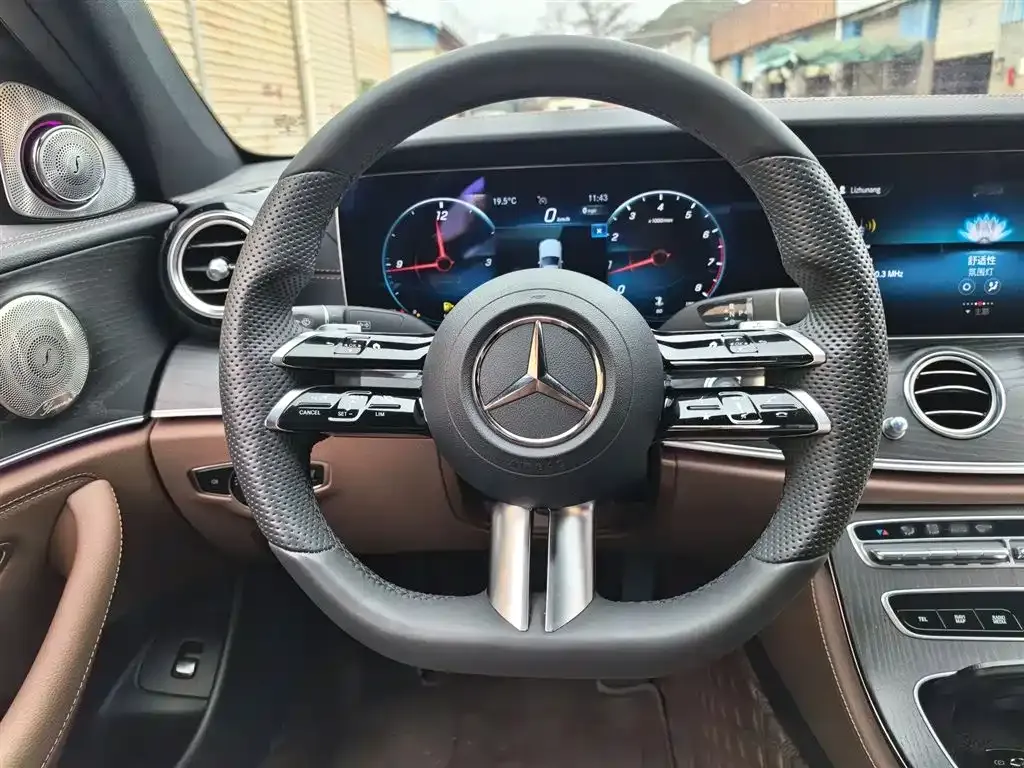 Mercedes-Benz E-Class 2022 из CN, фото 3