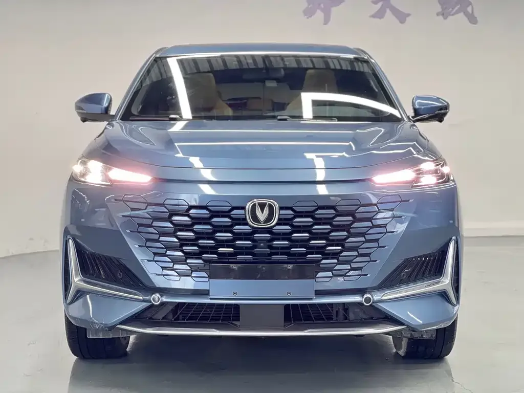 Changan UNI-K 2021 из CN, фото 2