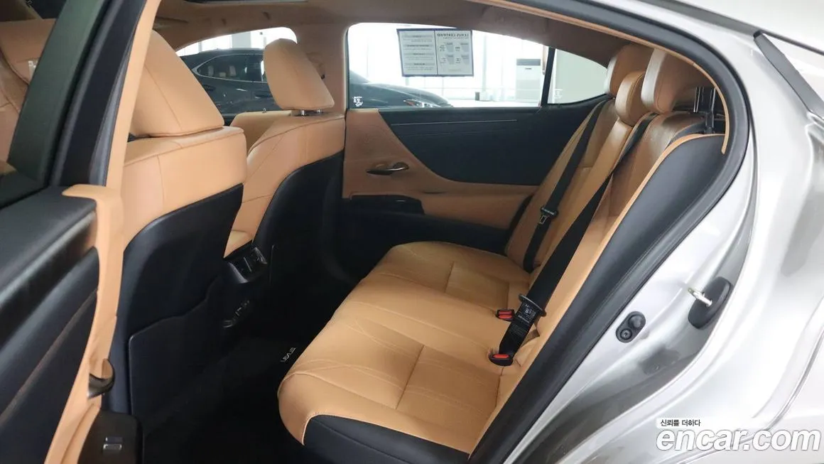 Lexus ES 2025 из KR, фото 10