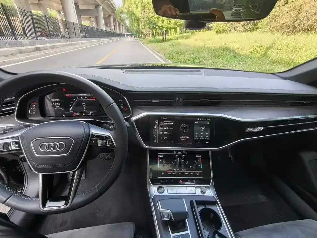 Audi A6L 2025 из CN, фото 8