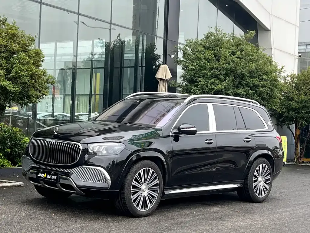 Mercedes-Benz GLS — фото 1