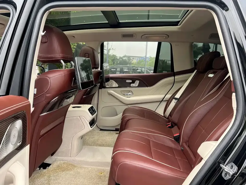 Mercedes-Benz GLS — фото 4