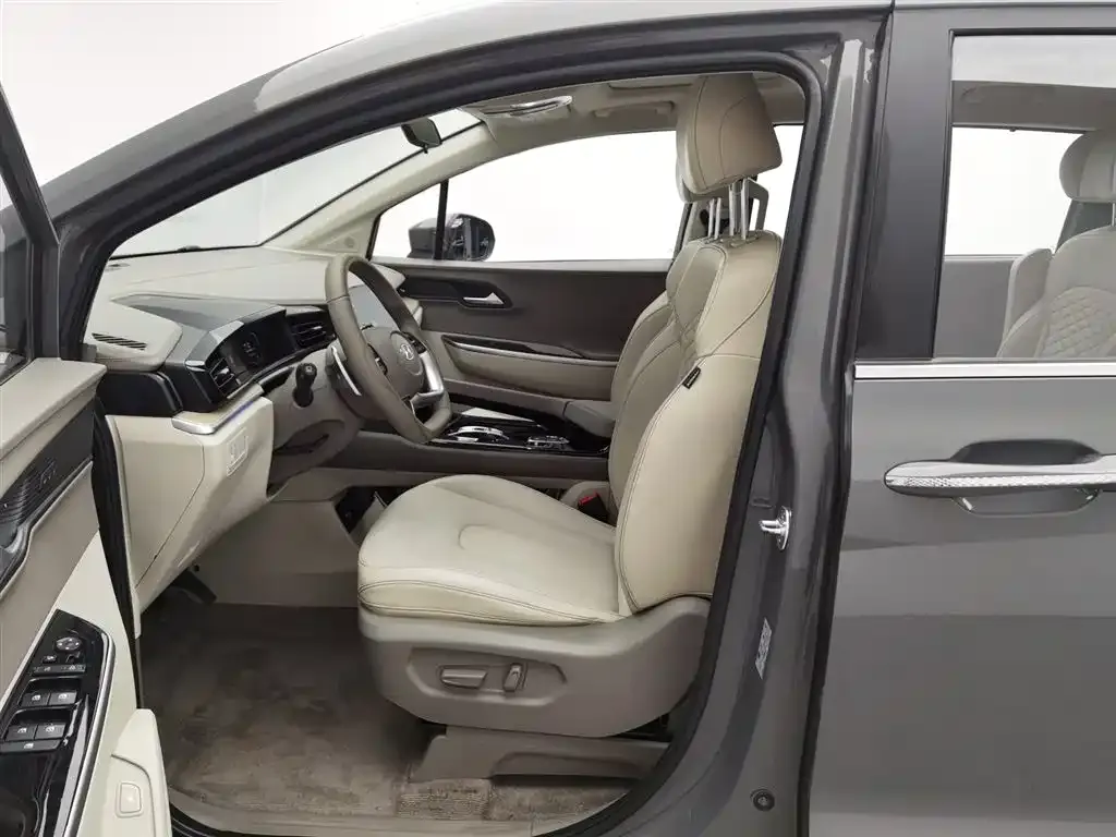 Hyundai Custo 2021 из CN, фото 10