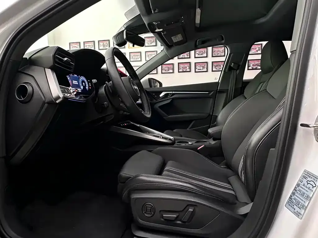 Audi A3 2024 из CN, фото 4