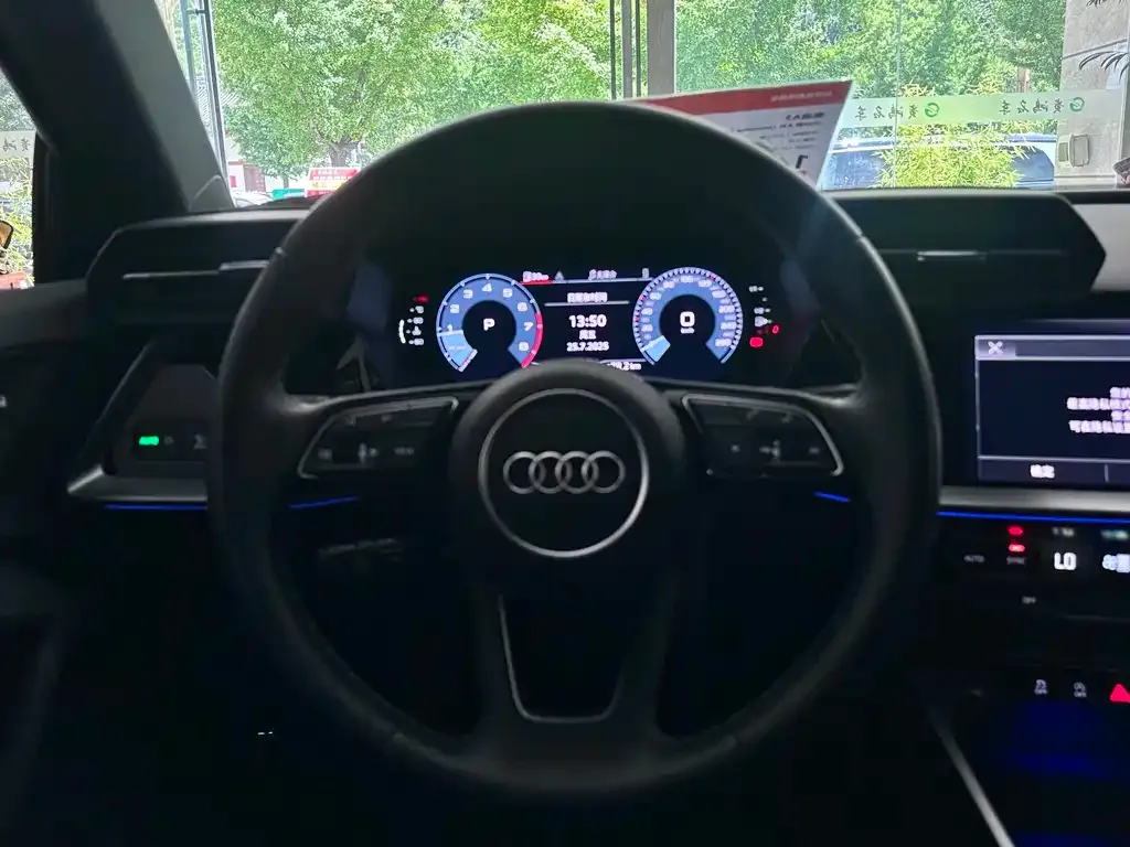 Audi A3 2024 из CN, фото 7
