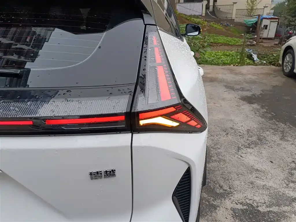 Geely Boyue 2024 из CN, фото 8