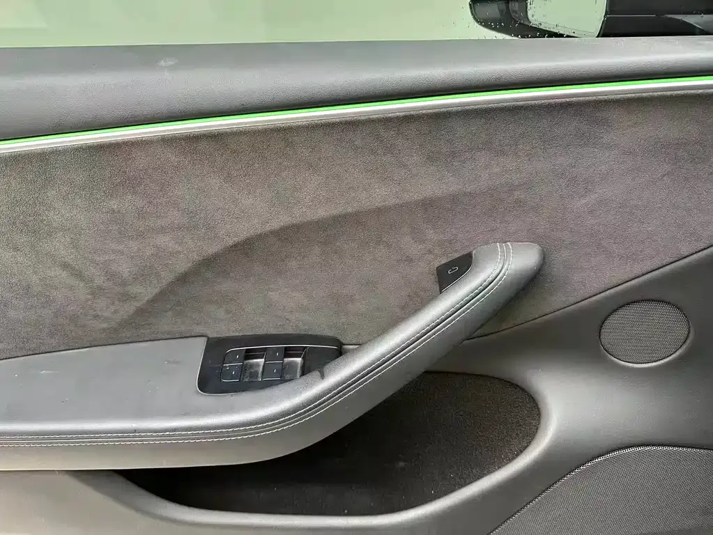 Tesla Model 3 2023 из CN, фото 9
