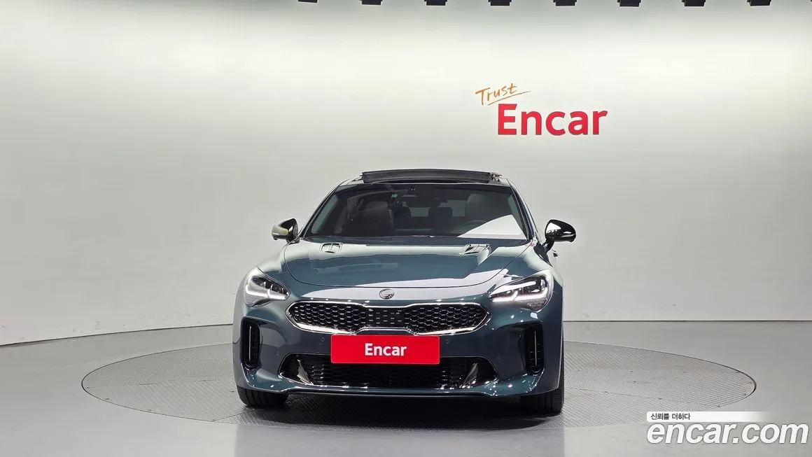 Kia Stinger 2023 из KR, фото 3