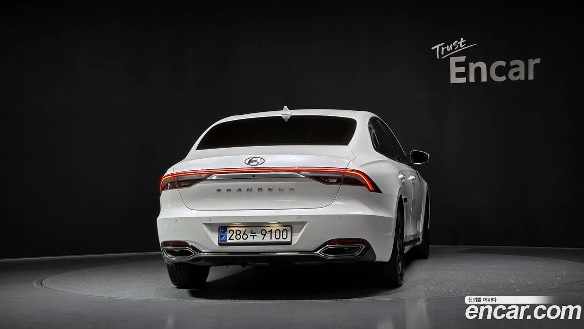 Hyundai Grandeur 2022 из KR, фото 4