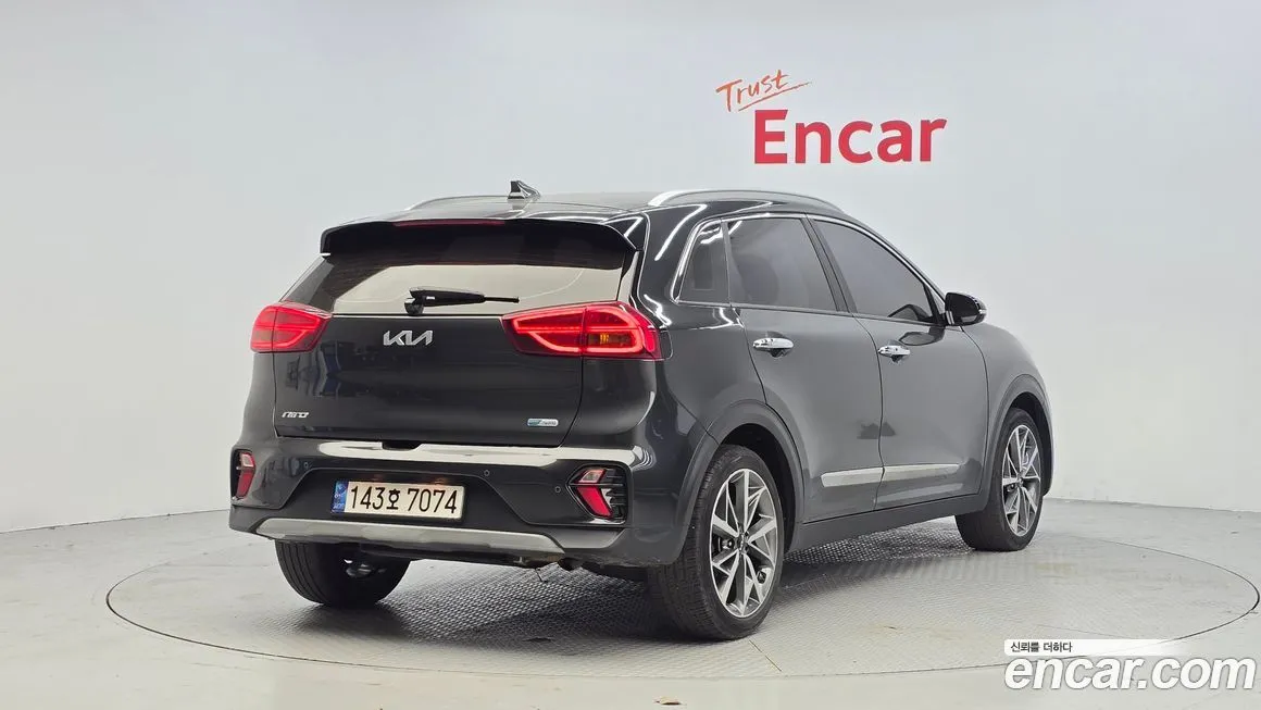 Kia Niro 2022 из KR, фото 2