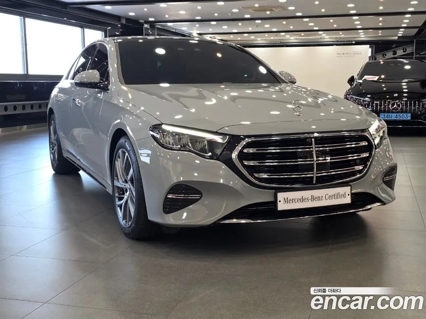 Mercedes-Benz E-Class 2024 из KR, фото 2