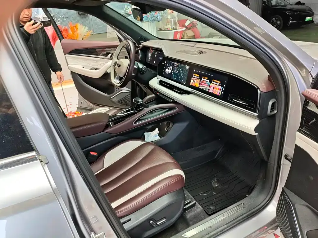 Geely Xingyue L 2022 из CN, фото 8