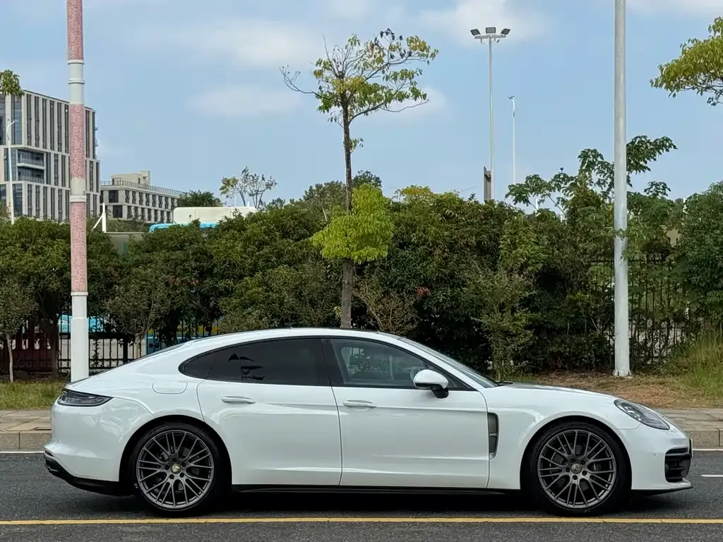 Porsche Panamera 2023 из CN, фото 4