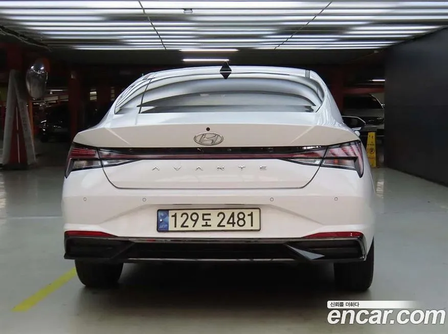 Hyundai AVANTE 2021 из KR, фото 3