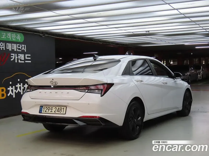 Hyundai AVANTE 2021 из KR, фото 4