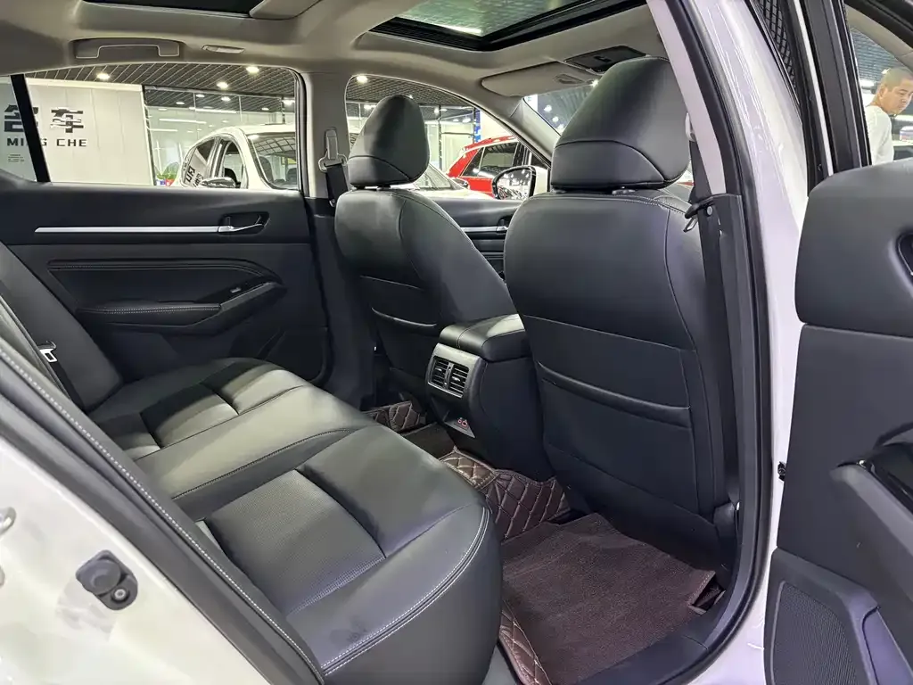 Nissan Teana 2022 из CN, фото 7