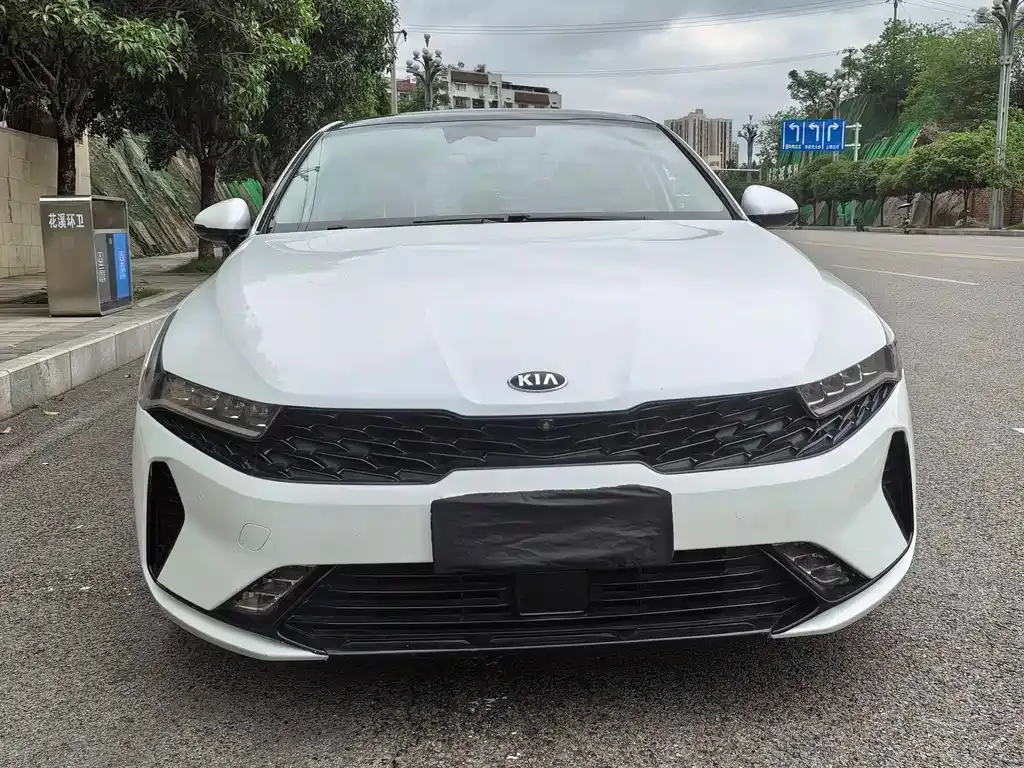 Kia K5 2022 из CN, фото 2